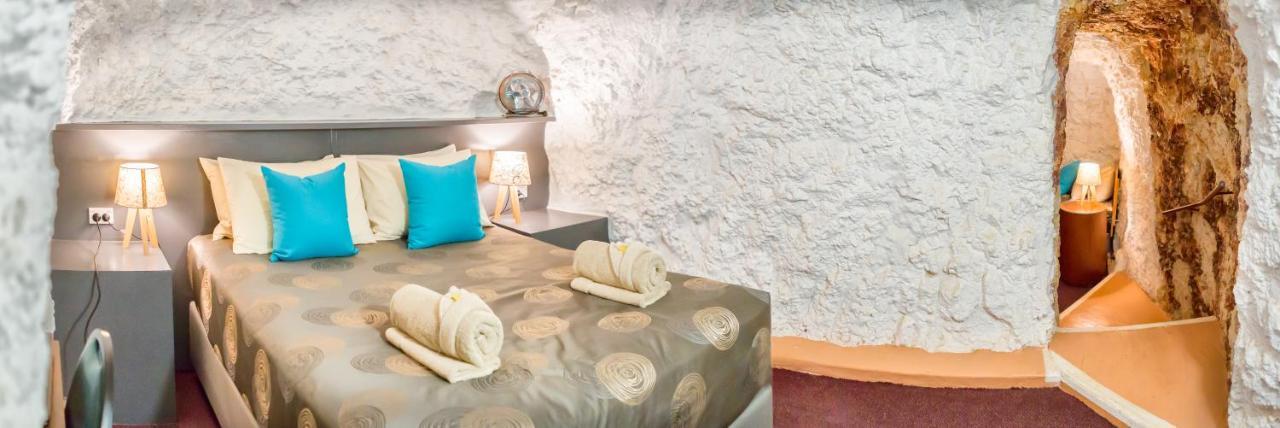 White Cliffs Underground Motel Εξωτερικό φωτογραφία