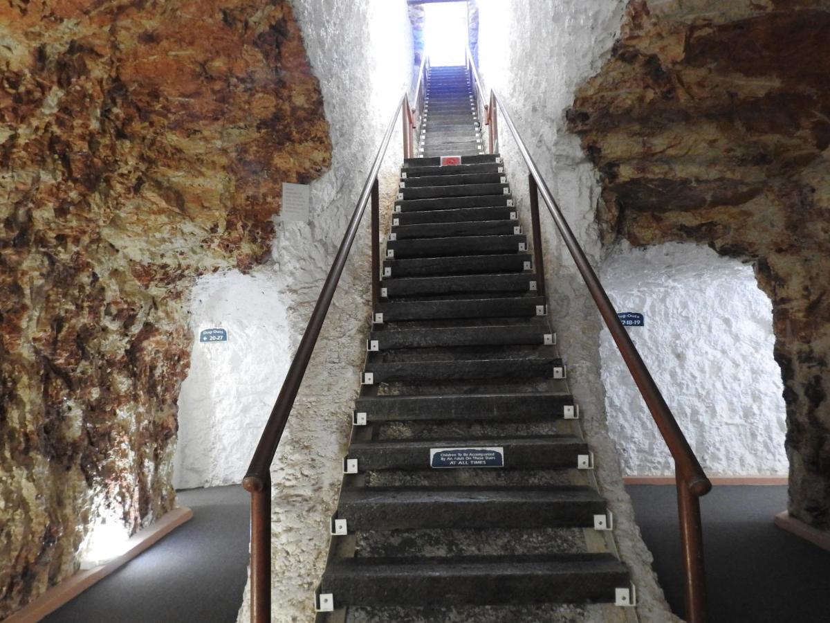 White Cliffs Underground Motel Εξωτερικό φωτογραφία